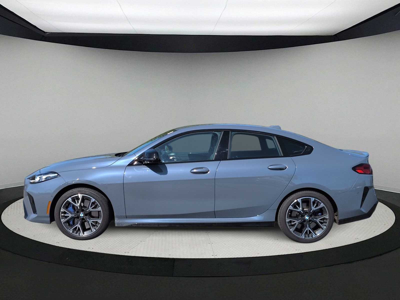 Thumbnail: 2025 BMW 2 Series - 5
