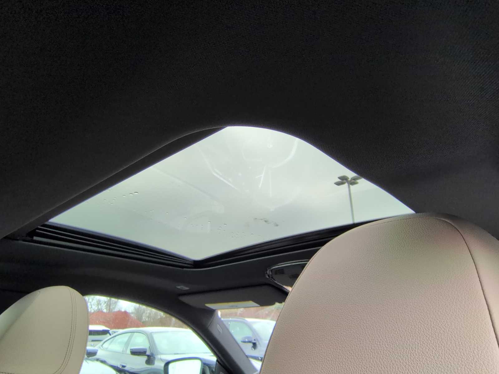 Thumbnail: 2026 BMW i4 - 22