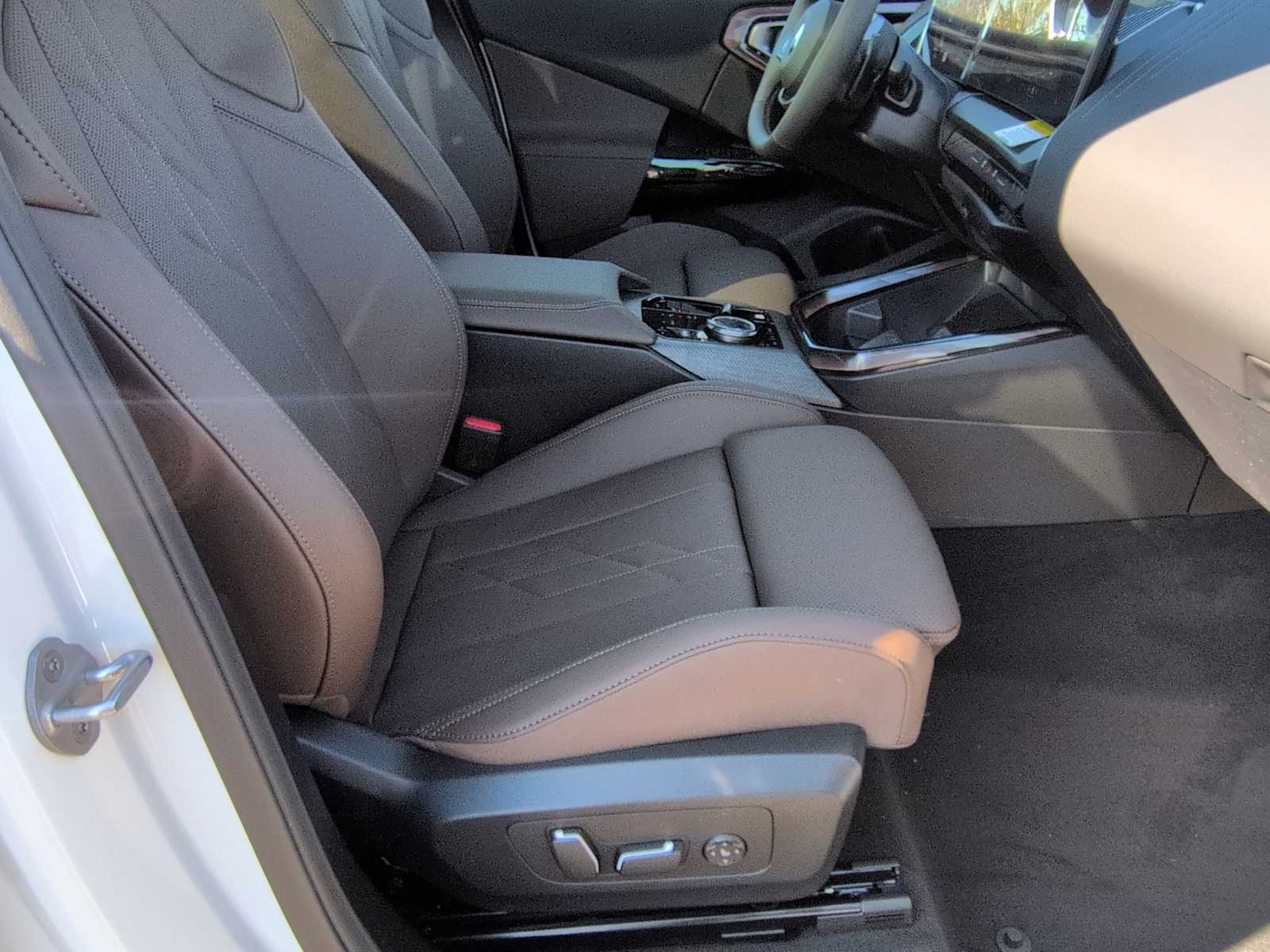 Thumbnail: 2026 BMW X3 - 24