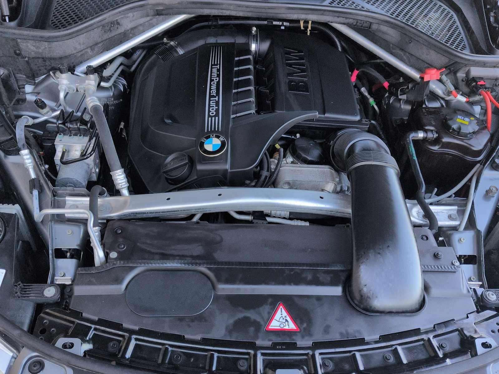 Thumbnail: 2015 BMW X5 - 15