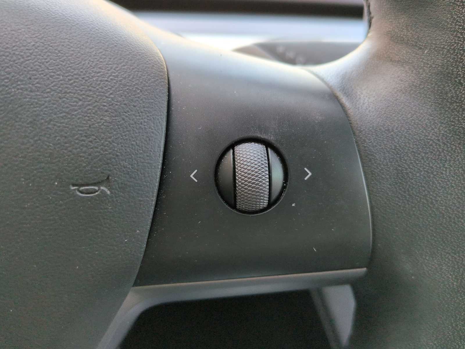 Thumbnail: 2022 Tesla Model 3 - 26