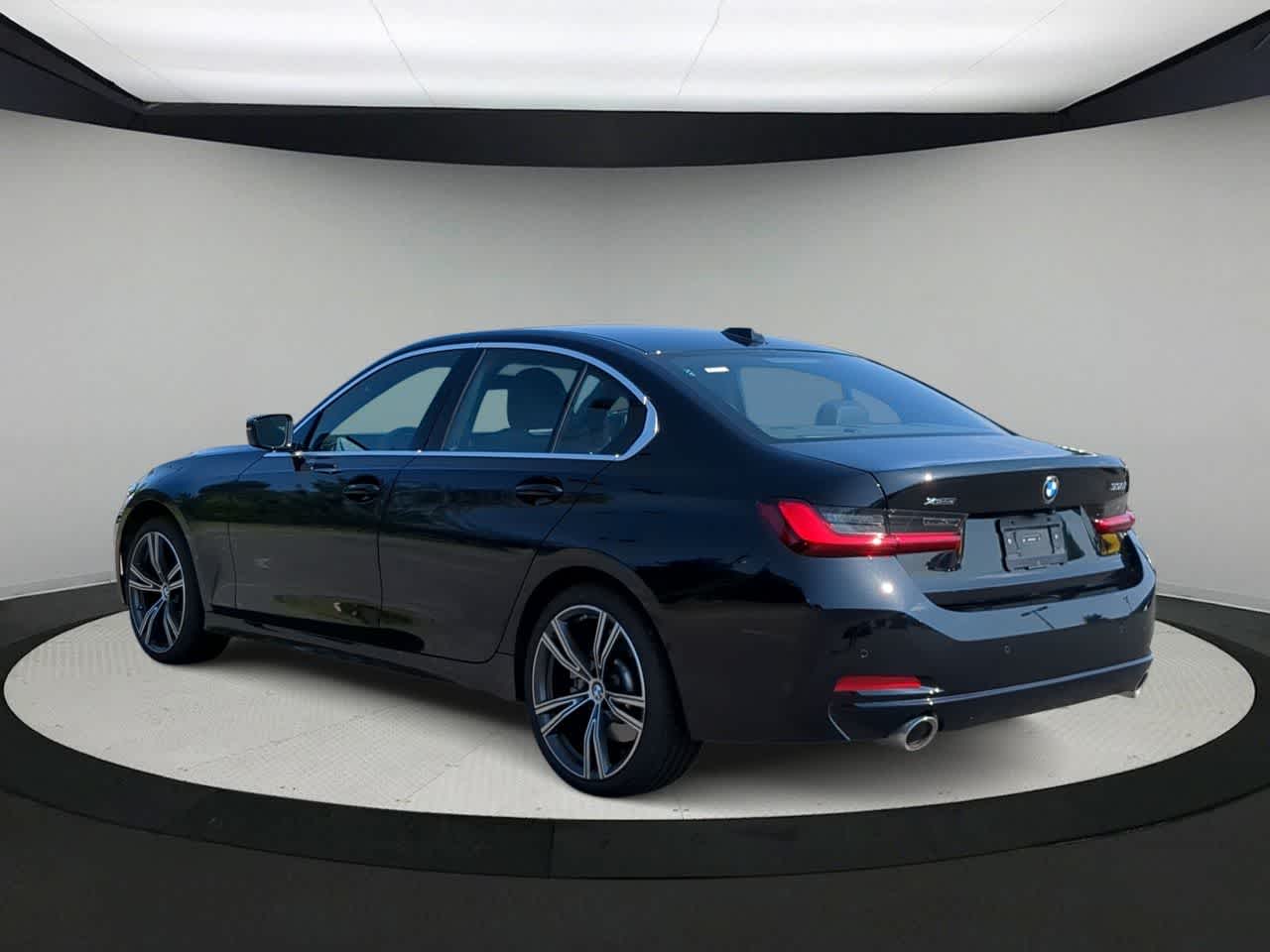 Thumbnail: 2024 BMW 3 Series - 6