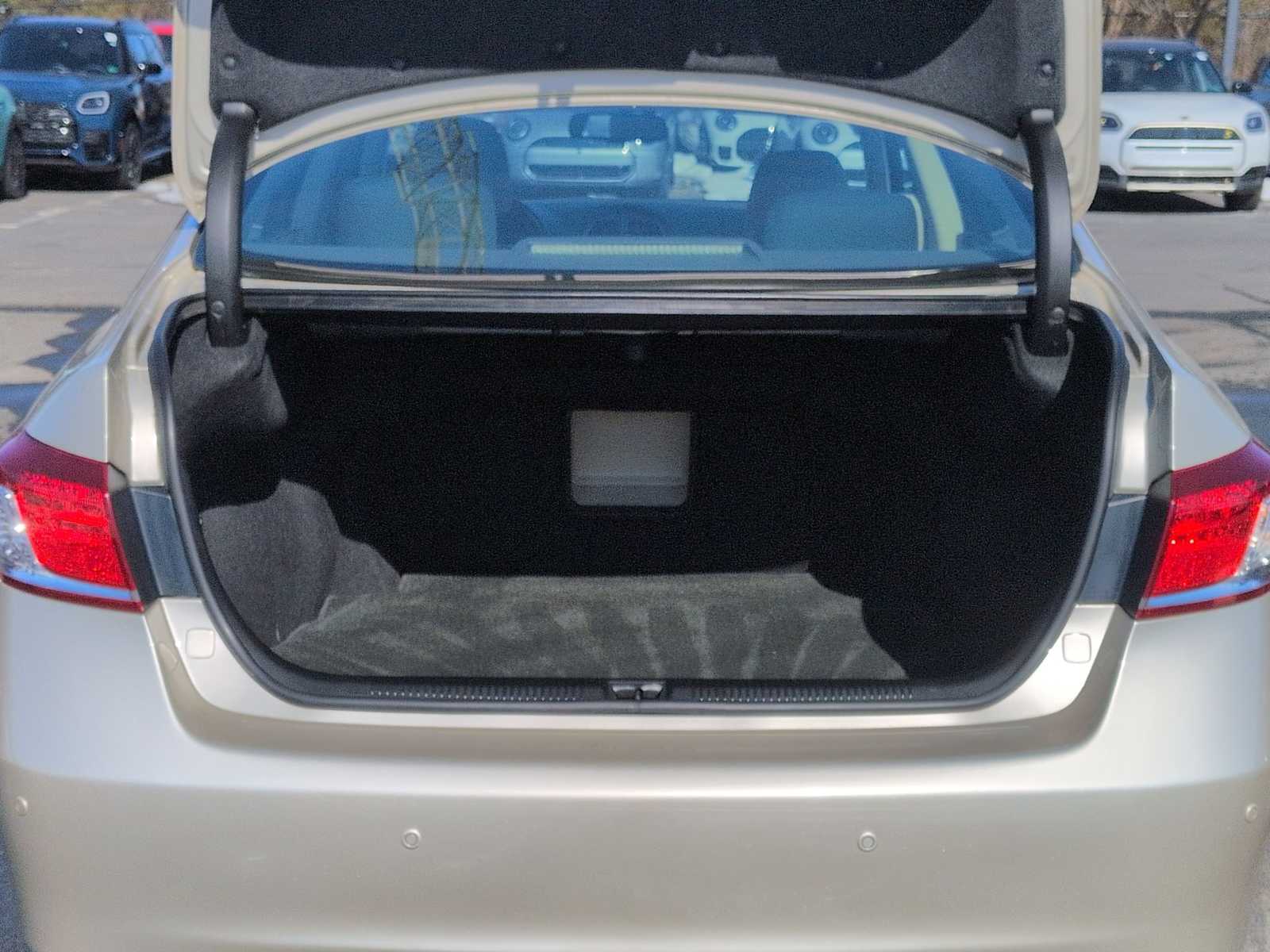 Thumbnail: 2011 Lexus ES - 36