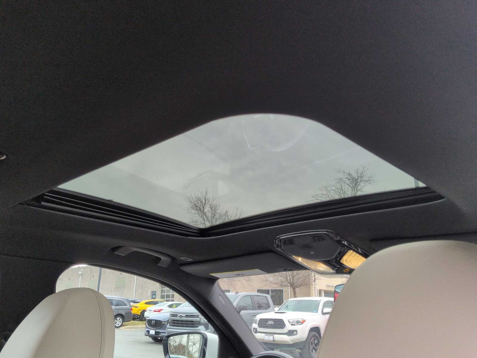 Thumbnail: 2023 BMW 3 Series - 23