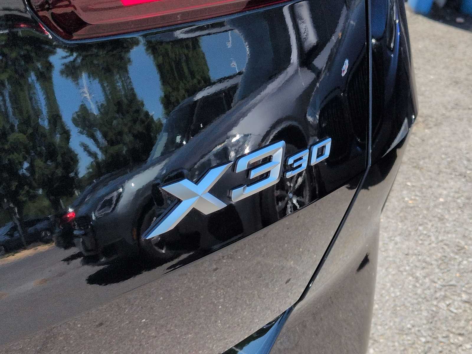 Thumbnail: 2026 BMW X3 - 13