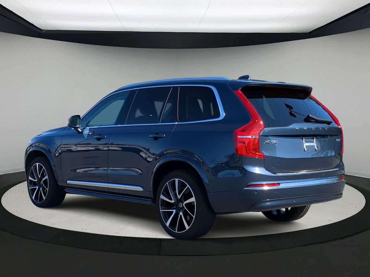 Thumbnail: 2023 Volvo XC90 - 6