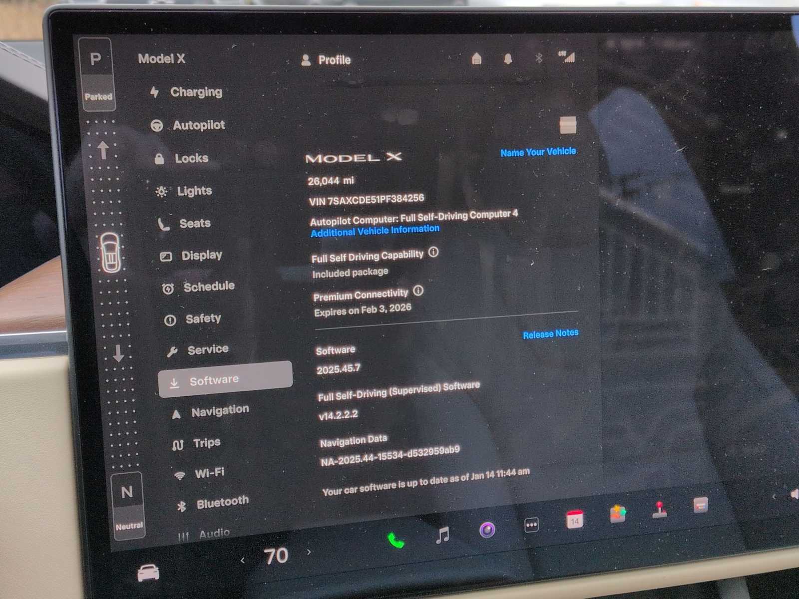 Thumbnail: 2023 Tesla Model X - 33