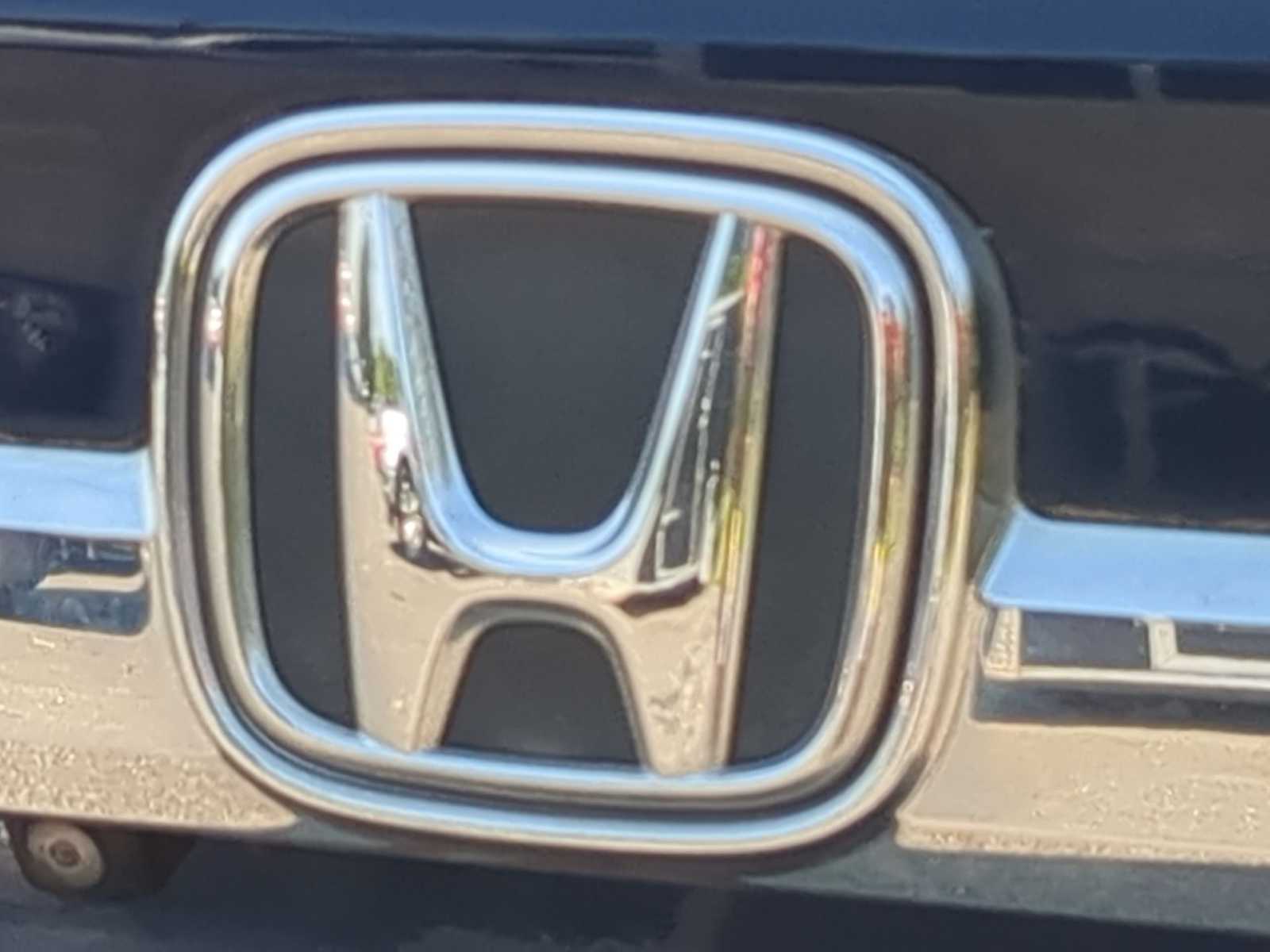 Thumbnail: 2018 Honda Odyssey - 12