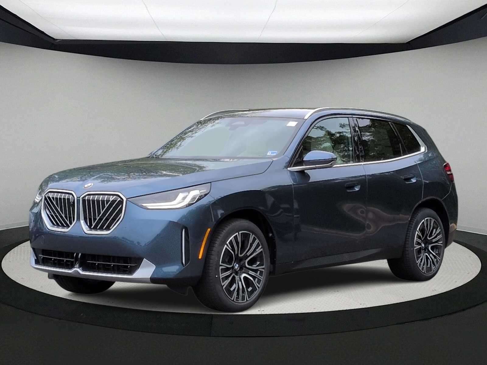 Thumbnail: 2026 BMW X3 - 4