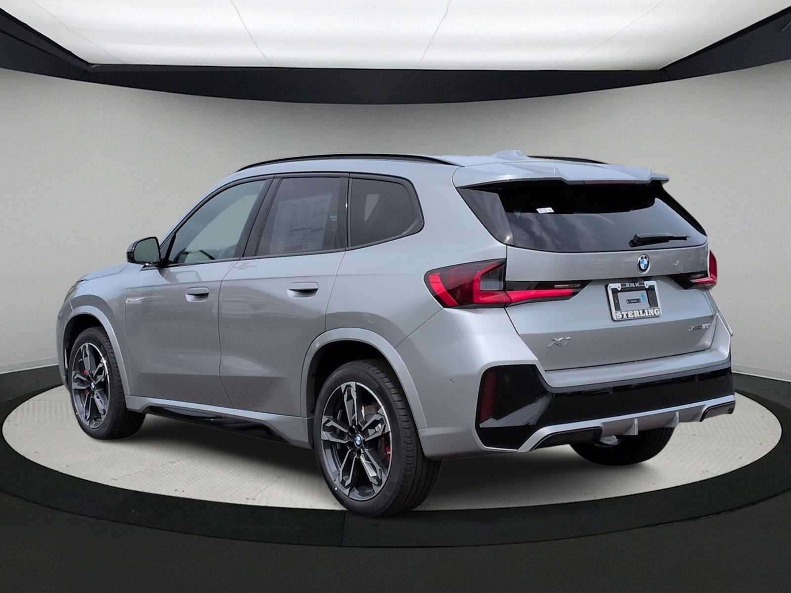 Thumbnail: 2026 BMW X1 - 6