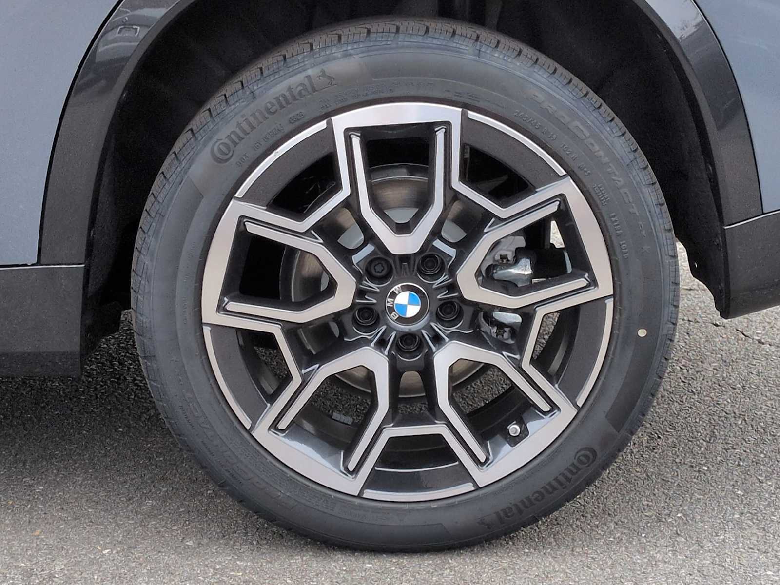 Thumbnail: 2026 BMW X1 - 14