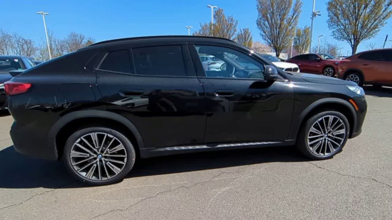 Thumbnail: 2025 BMW X2 - 9