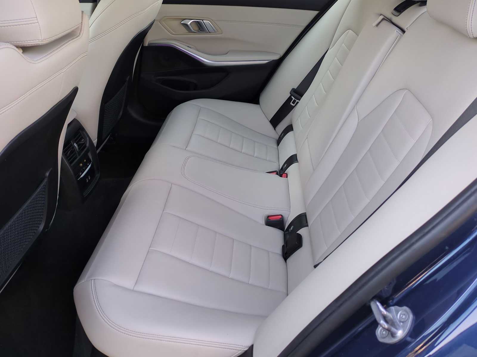 Thumbnail: 2022 BMW 3 Series - 20