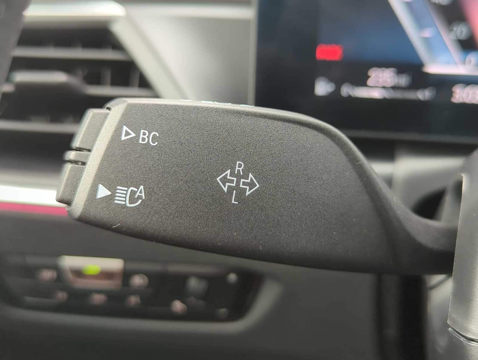 2024 BMW 3 Series 330i xDrive 6