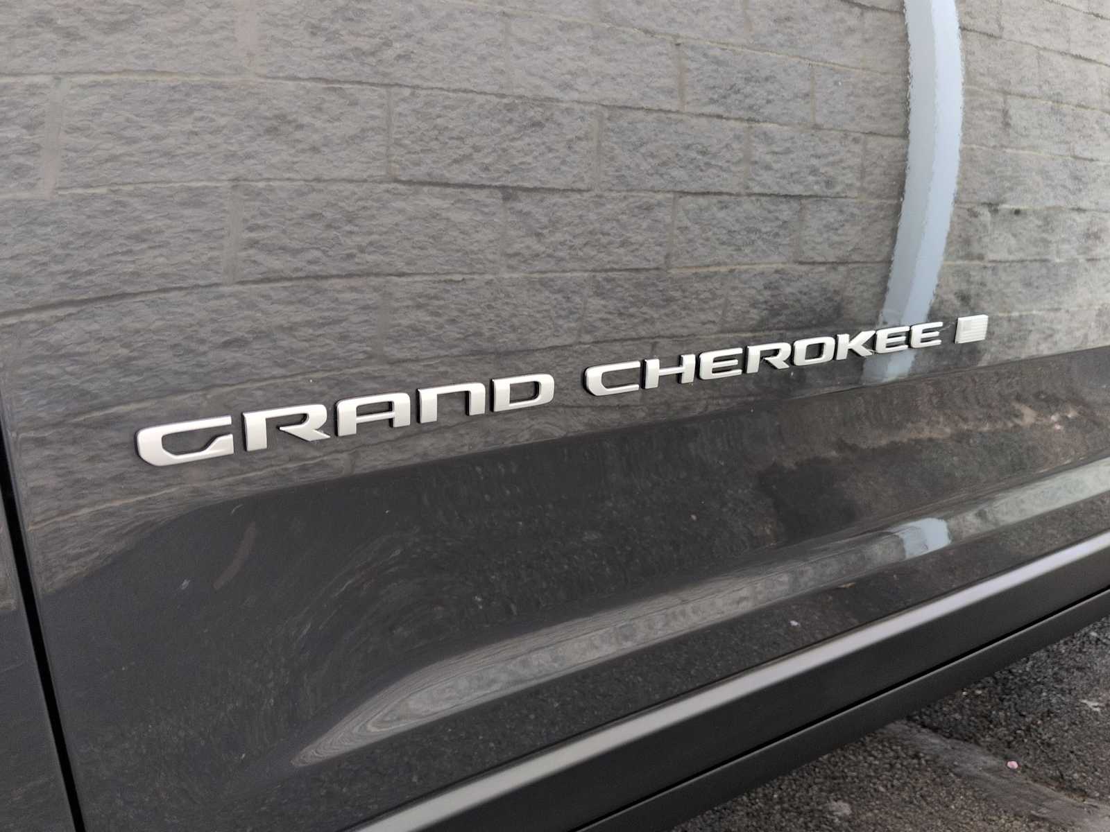 Thumbnail: 2025 Jeep Grand Cherokee - 13