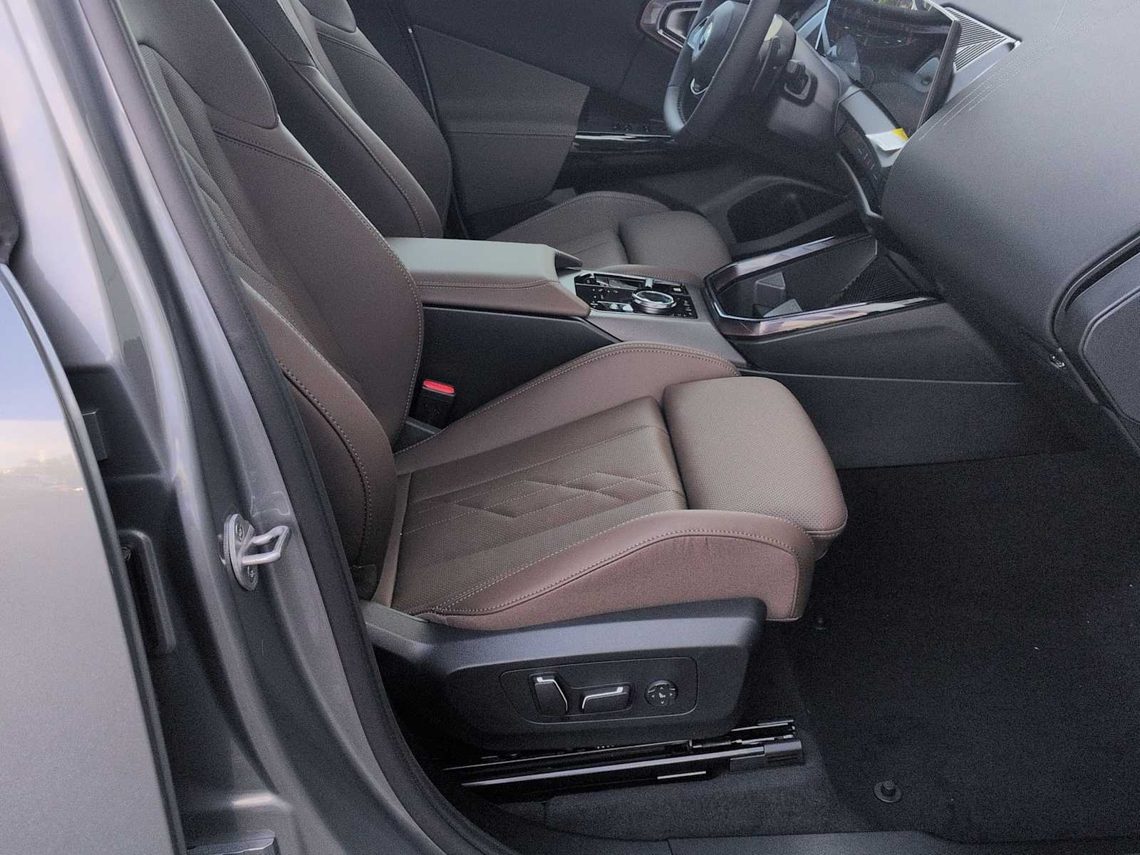 Thumbnail: 2026 BMW X3 - 24