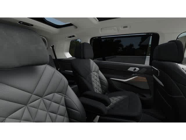 Thumbnail: 2026 BMW X7 - 12