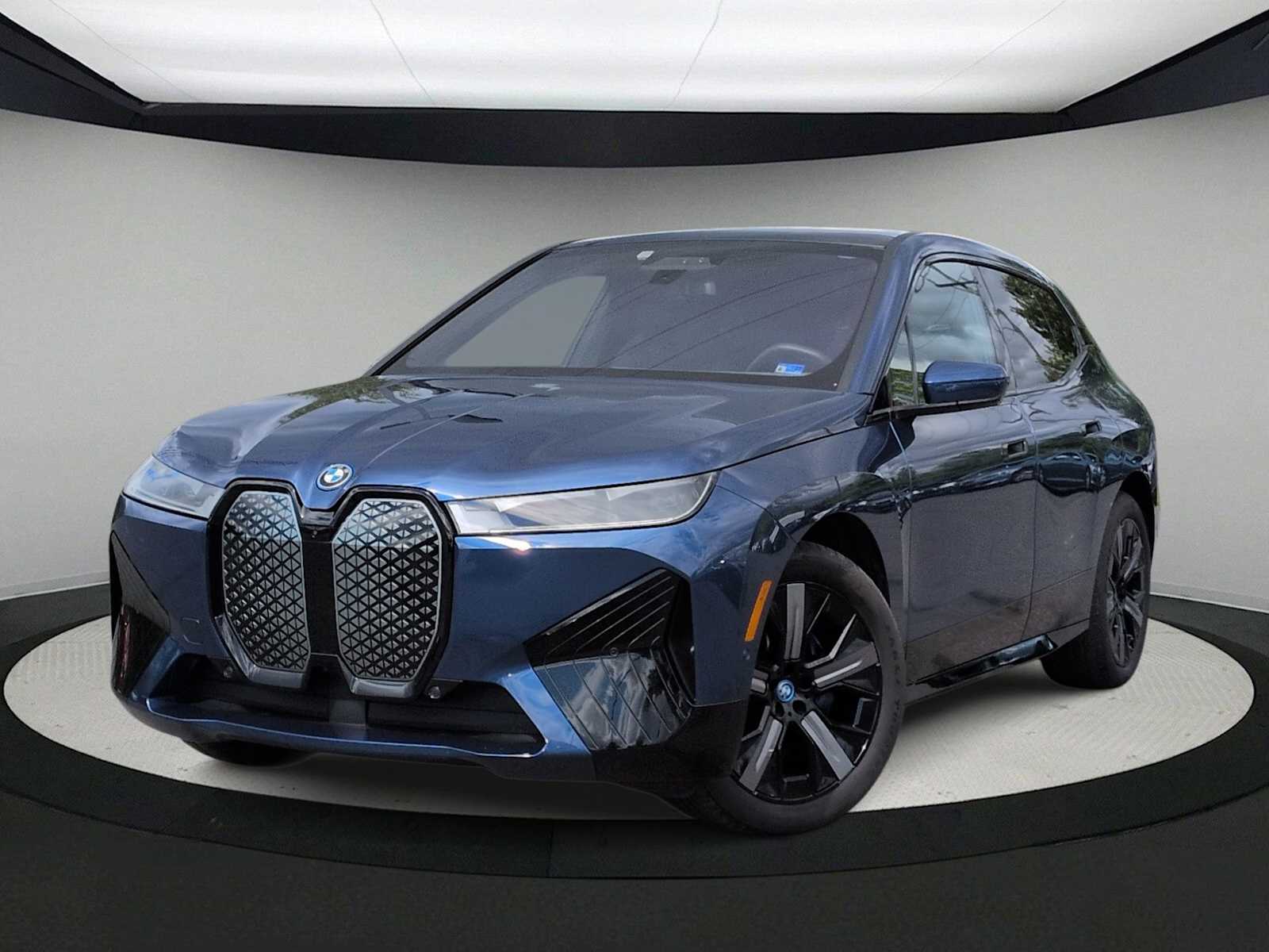 Thumbnail: 2025 BMW iX - 1