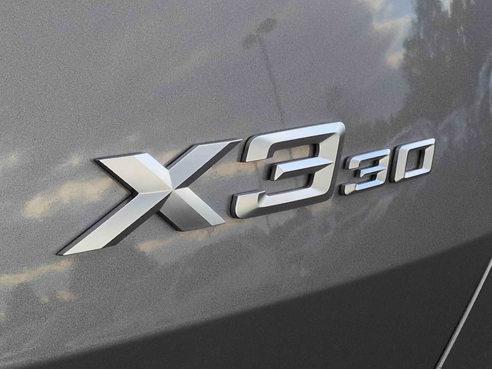 Thumbnail: 2026 BMW X3 - 13