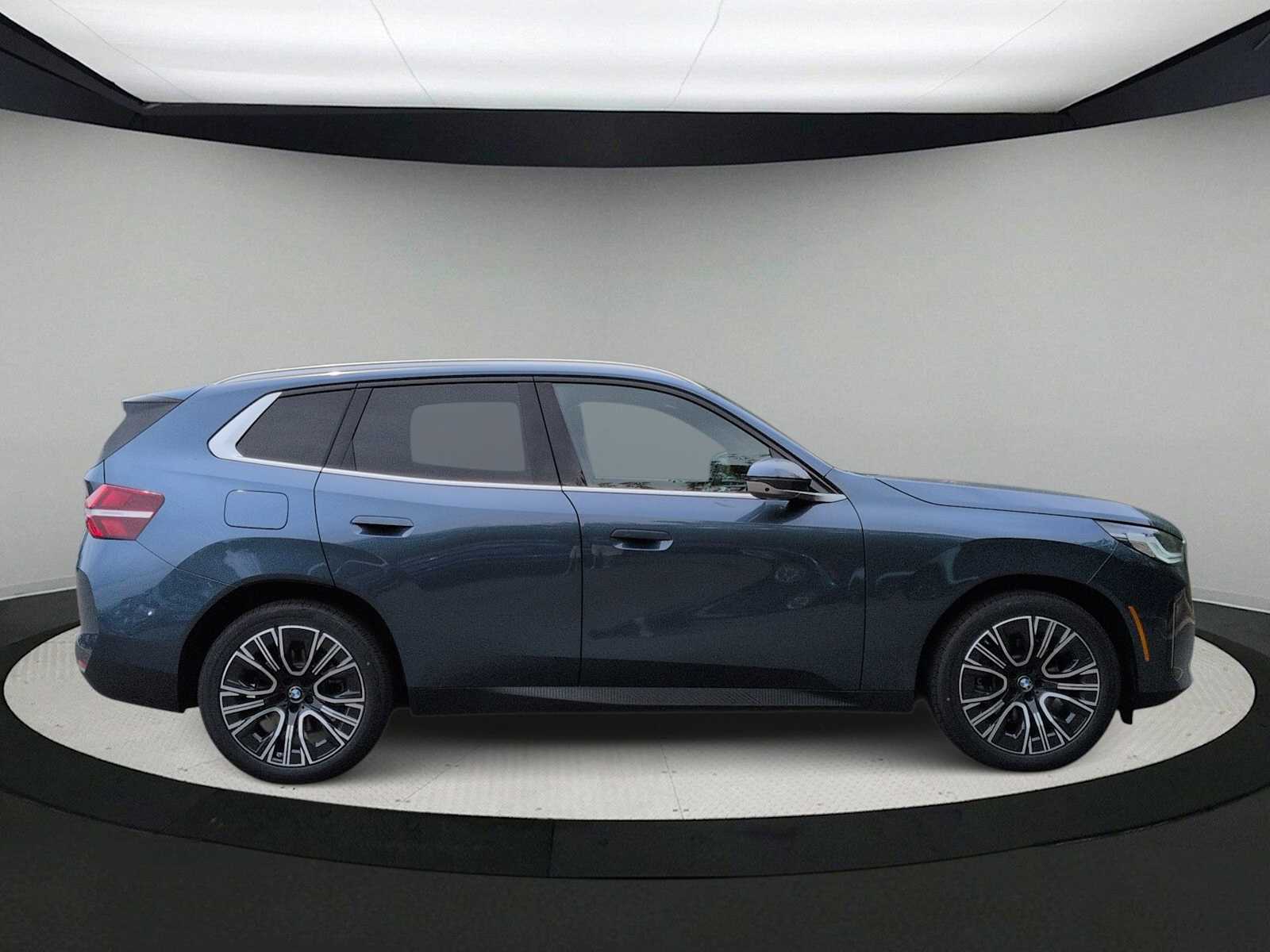 Thumbnail: 2026 BMW X3 - 9