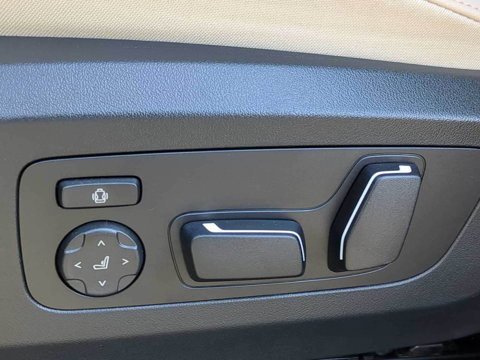 Thumbnail: 2026 BMW X3 - 18