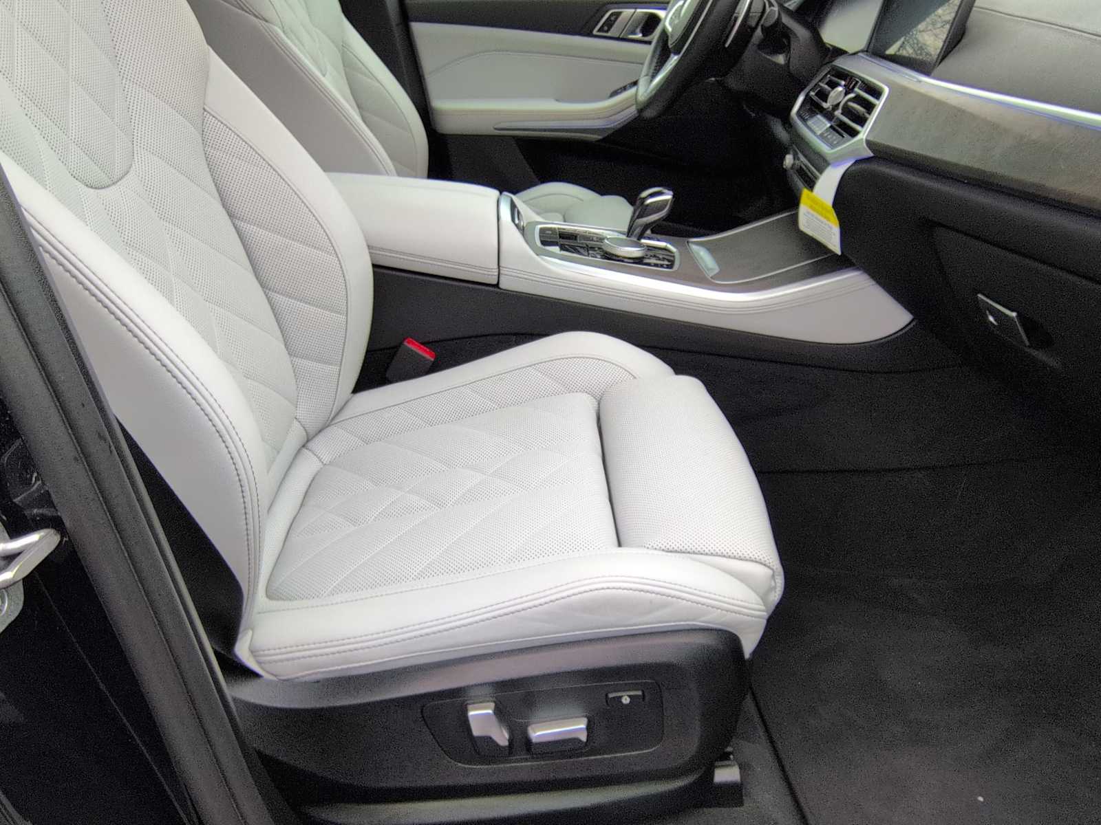 Thumbnail: 2023 BMW X5 - 24