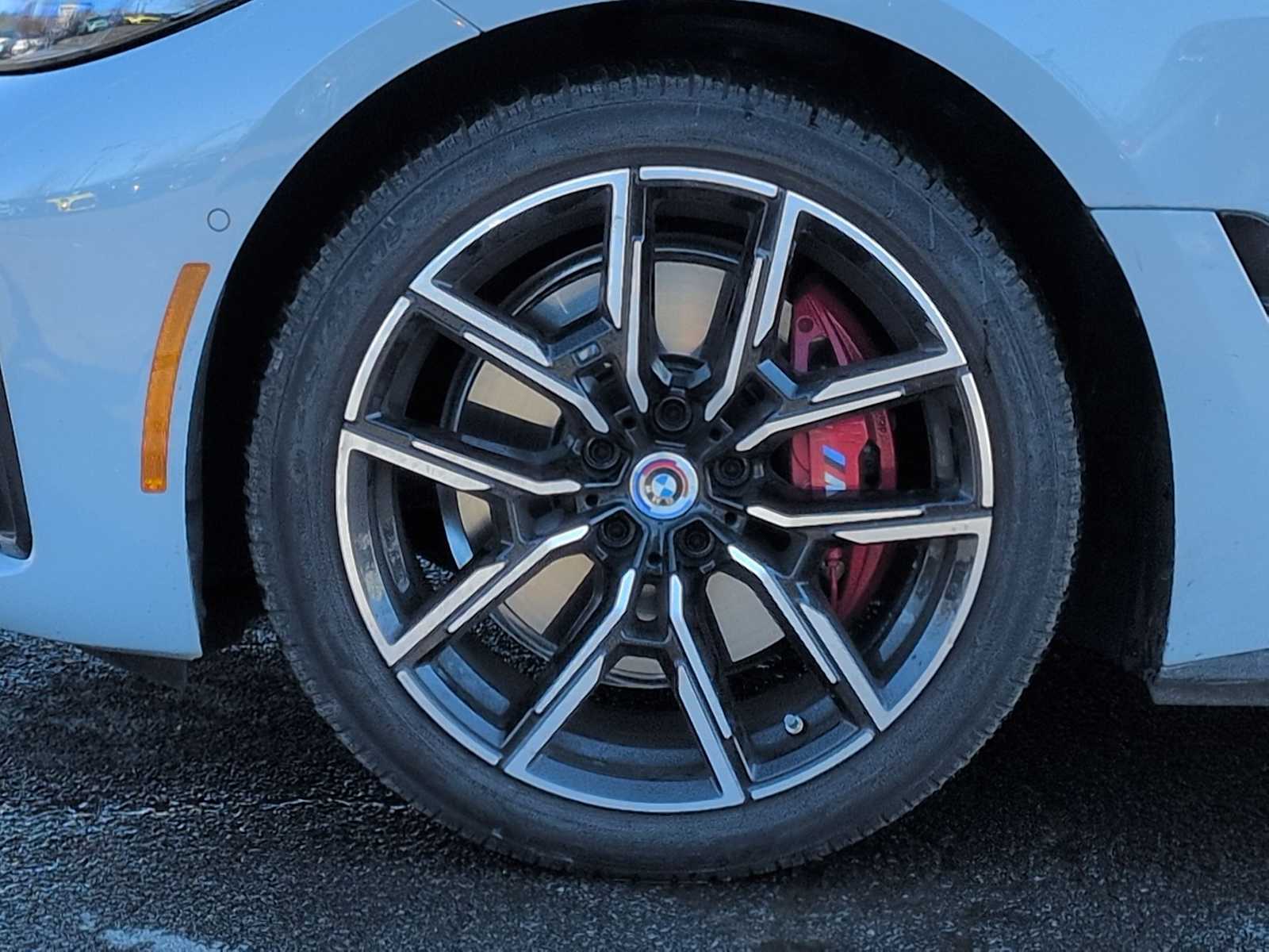 Thumbnail: 2023 BMW i4 - 14