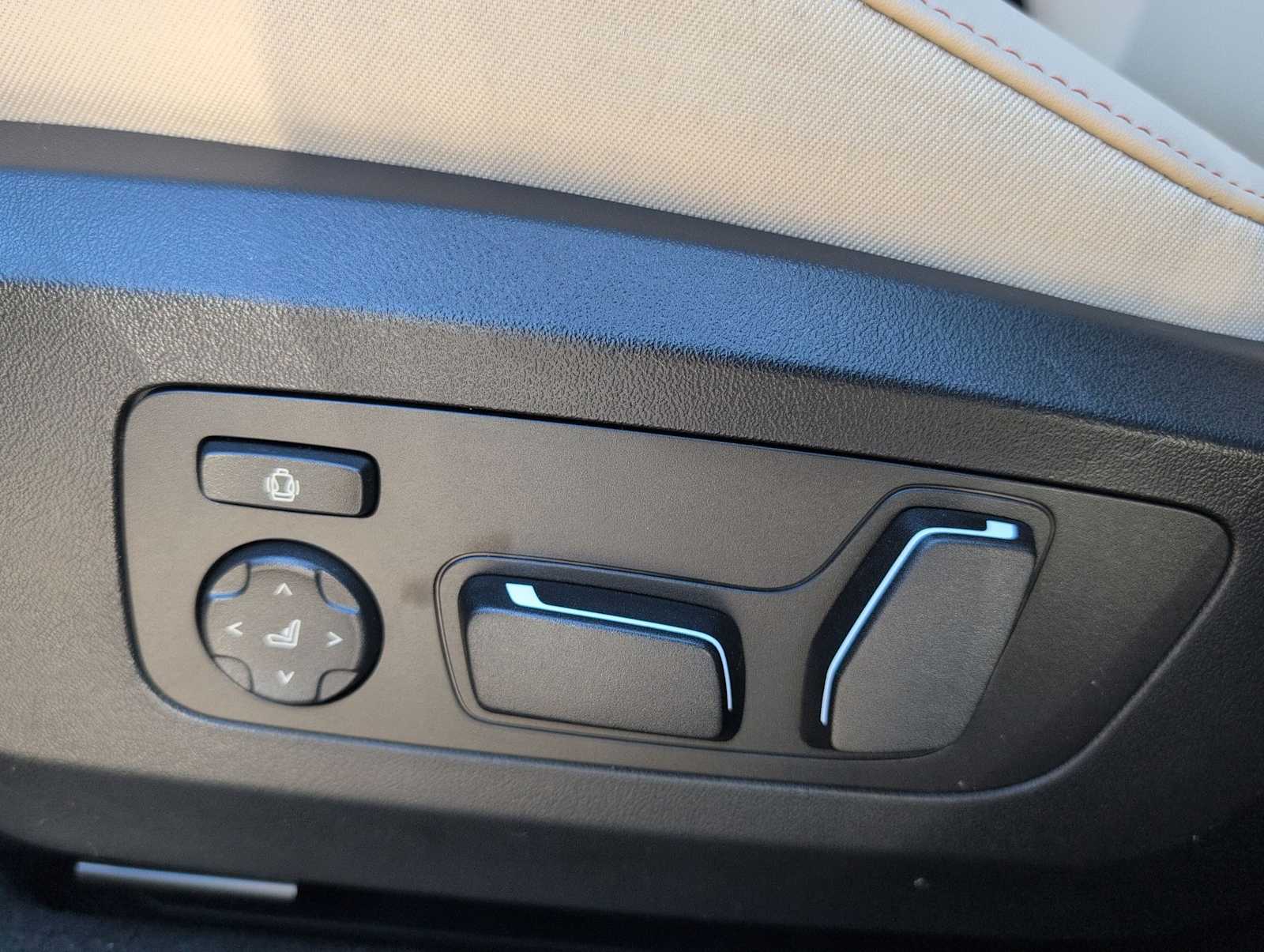 Thumbnail: 2026 BMW X3 - 18