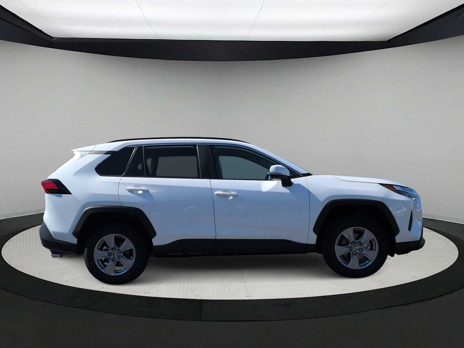 Thumbnail: 2025 Toyota RAV4 - 9