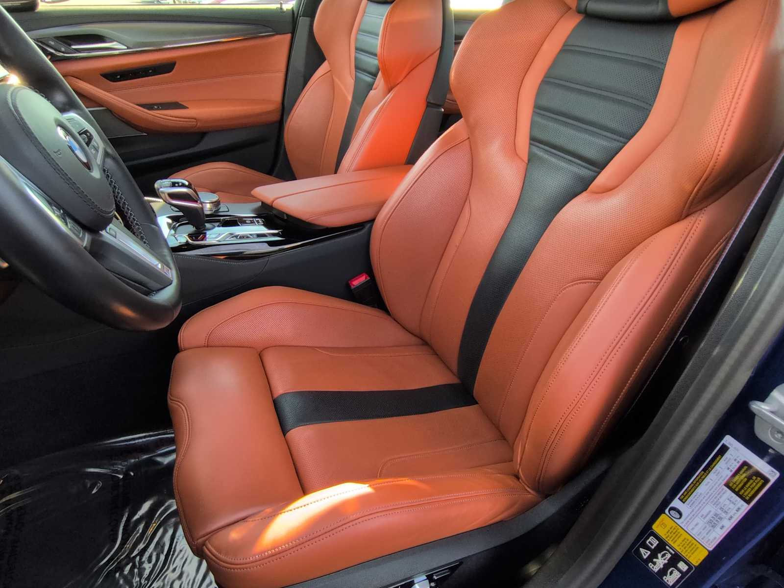 Thumbnail: 2023 BMW M5 - 16