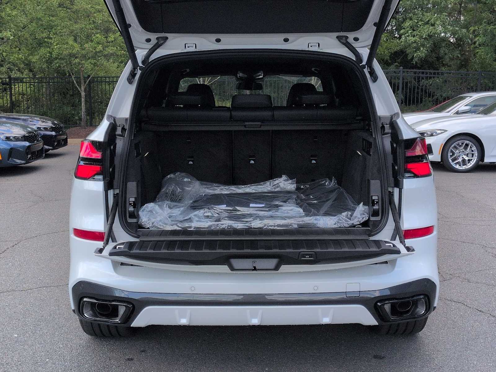 Thumbnail: 2026 BMW X5 - 36