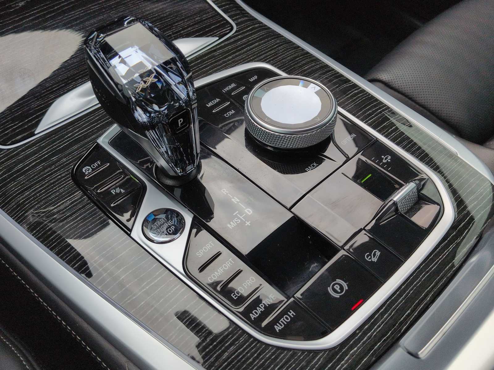 Thumbnail: 2022 BMW X7 - 34