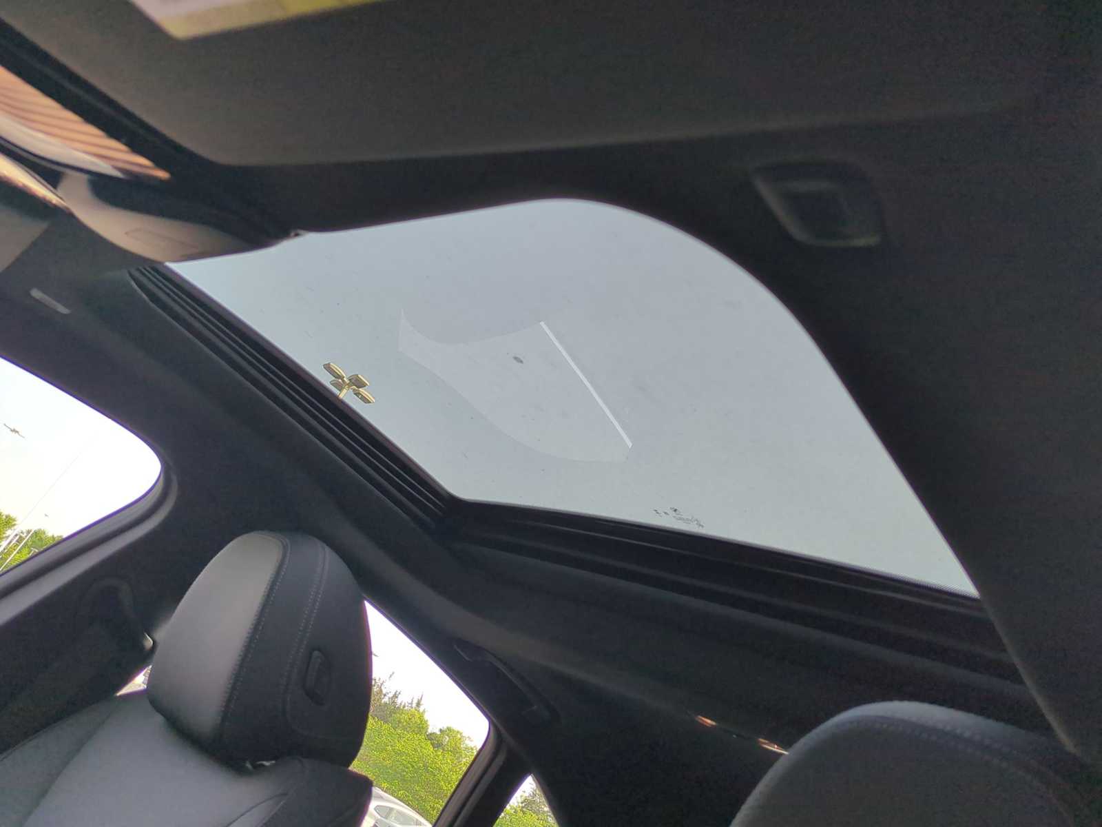 Thumbnail: 2025 BMW i4 - 20