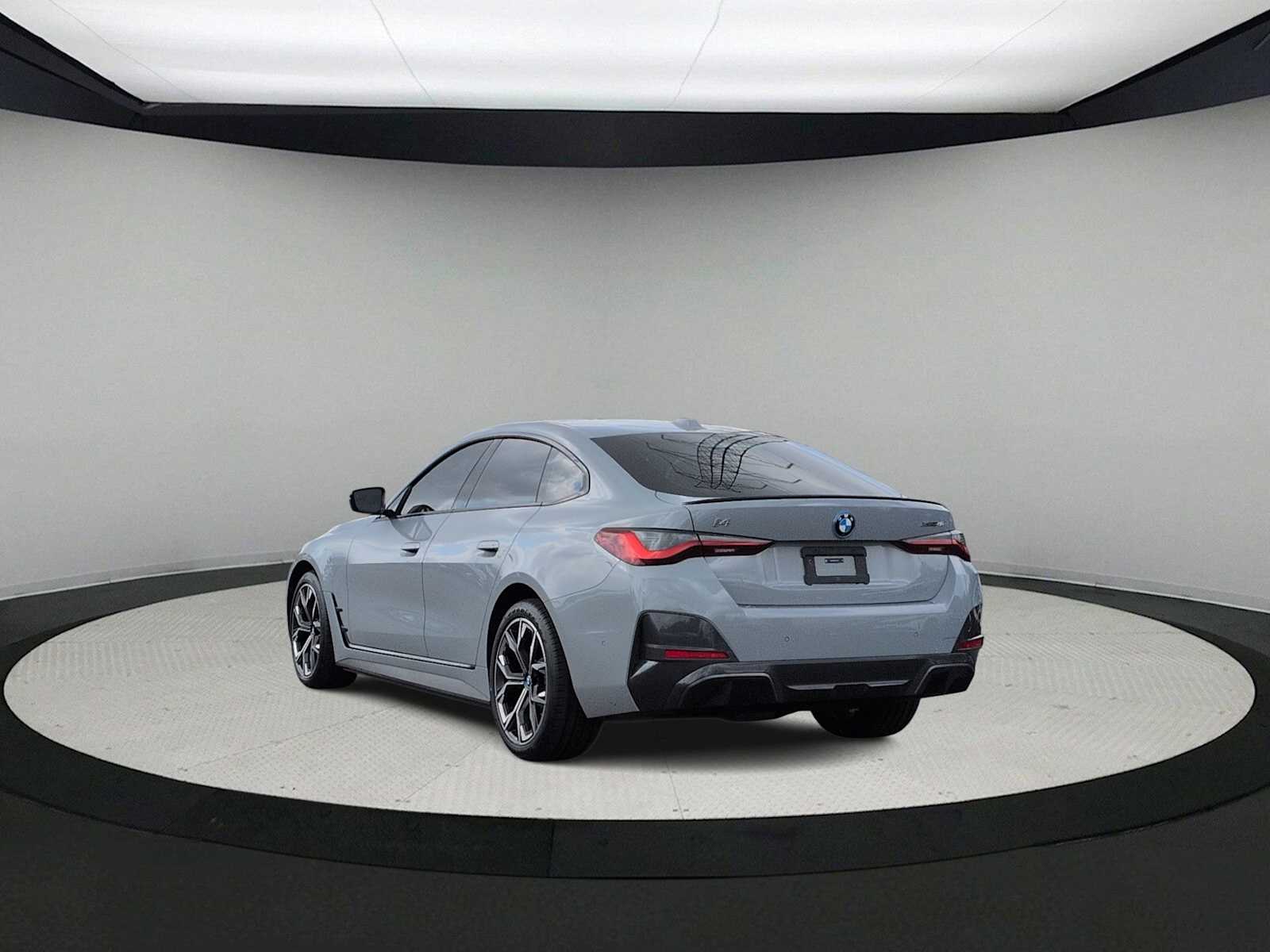 Thumbnail: 2024 BMW i4 - 6