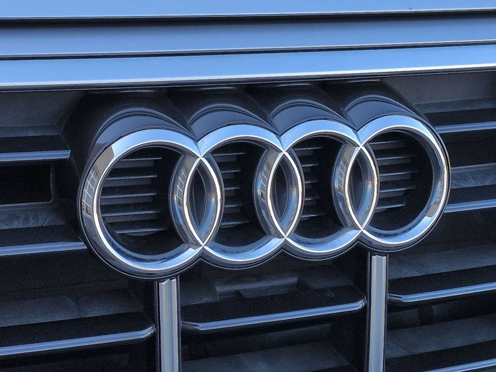Thumbnail: 2021 Audi Q5 - 12