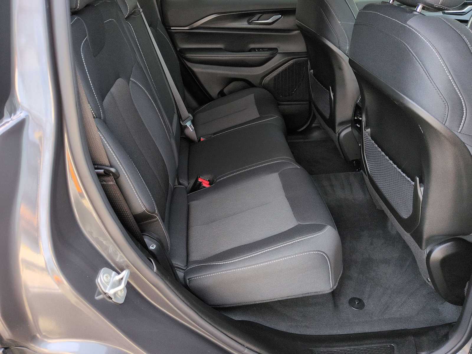 Thumbnail: 2025 Jeep Grand Cherokee - 22