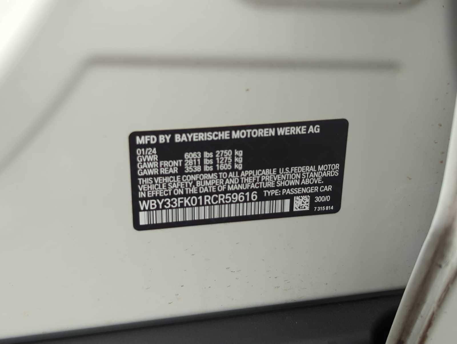 Thumbnail: 2024 BMW i5 - 37