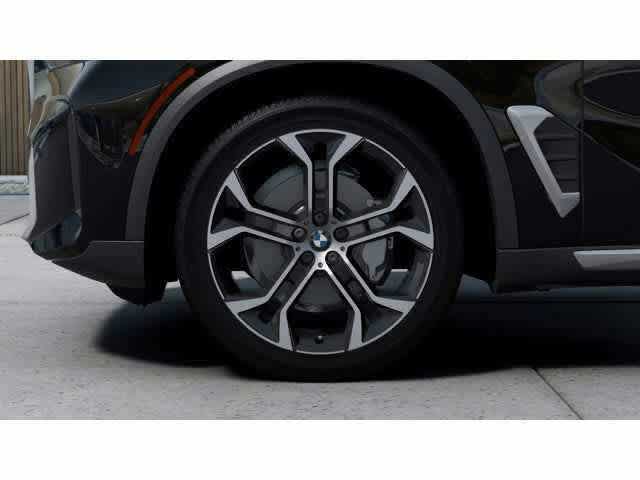 Thumbnail: 2026 BMW X5 - 13