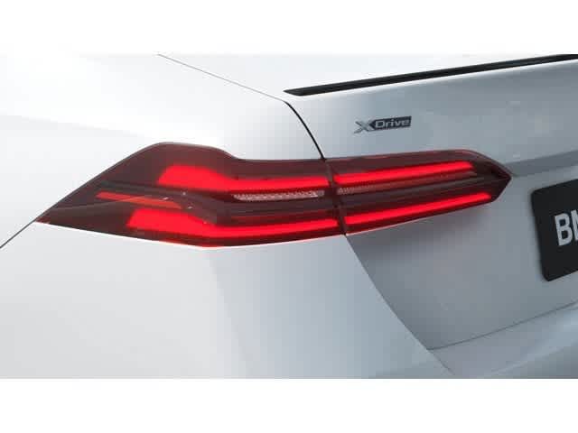 Thumbnail: 2026 BMW 5 Series - 8