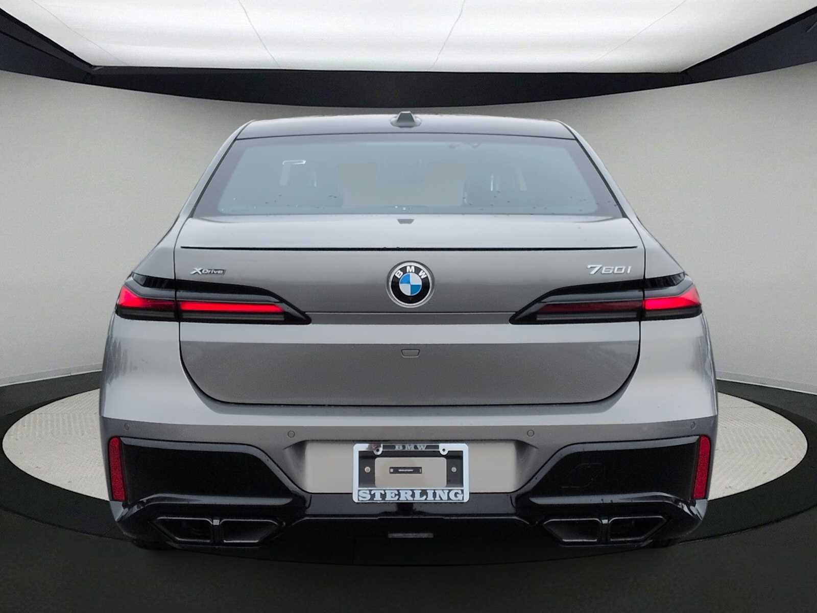 Thumbnail: 2026 BMW 7 Series - 7