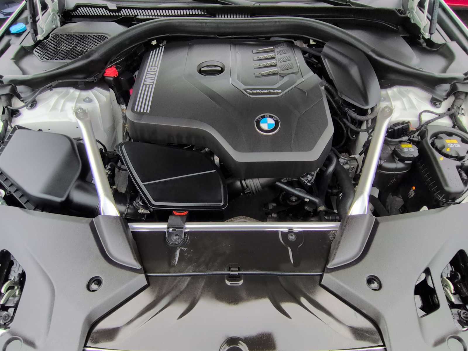 Thumbnail: 2023 BMW 5 Series - 14