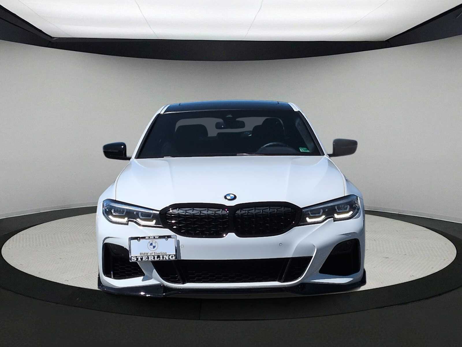 Thumbnail: 2021 BMW 3 Series - 3