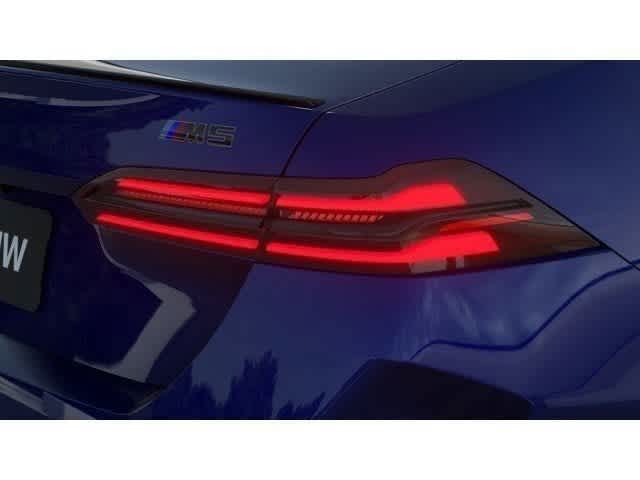 Thumbnail: 2026 BMW M5 - 15