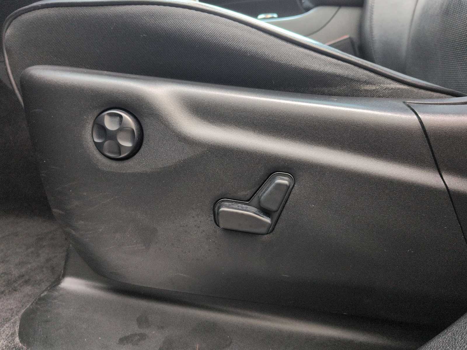 Thumbnail: 2018 Jeep Grand Cherokee - 18