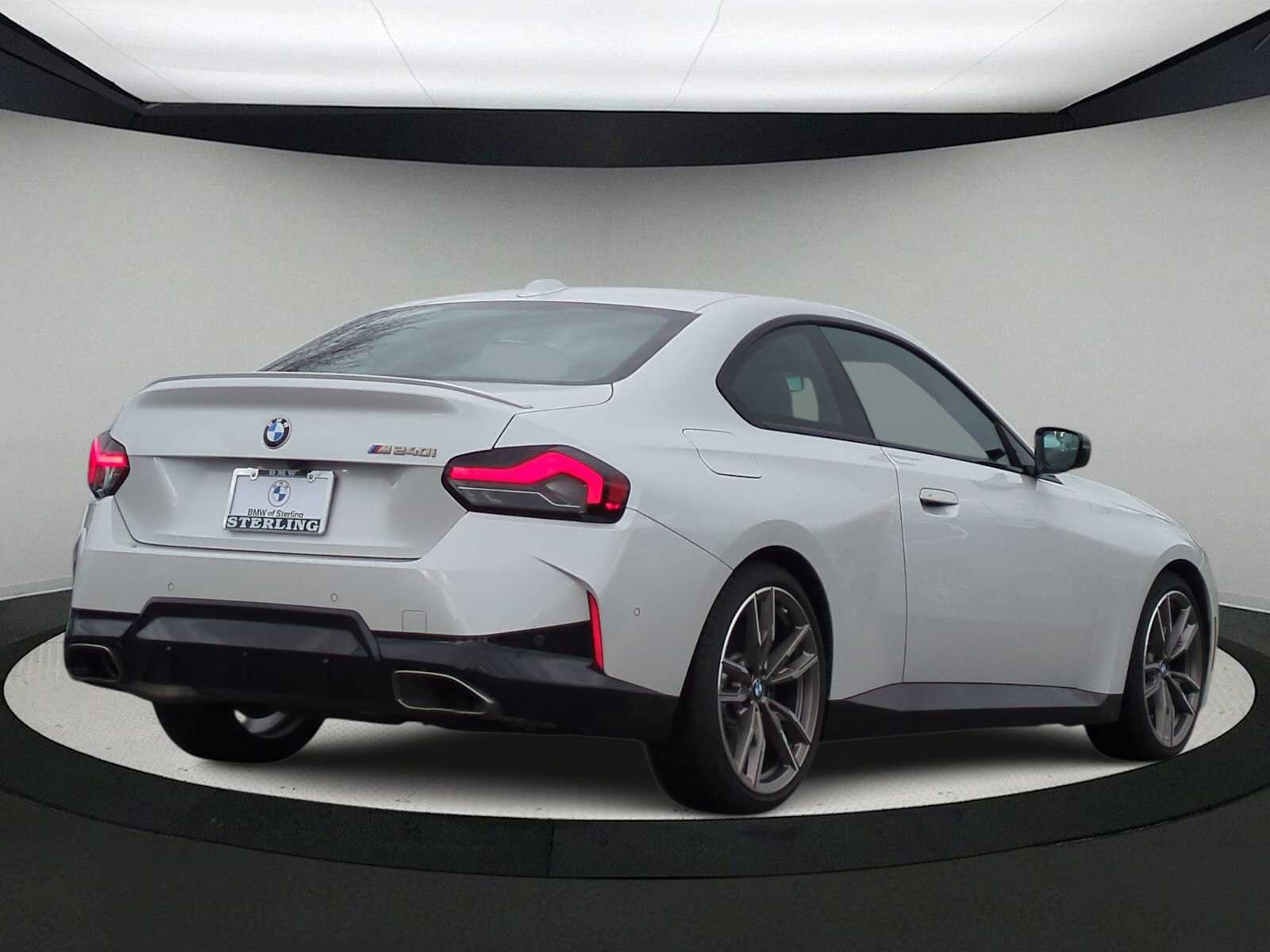 Thumbnail: 2024 BMW 2 Series - 8