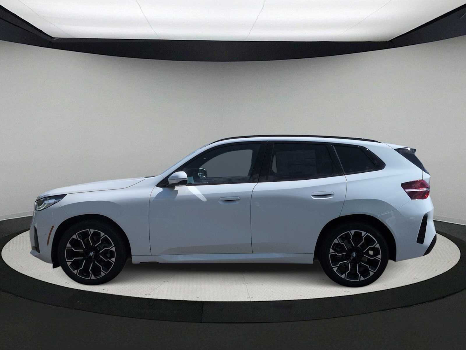 Thumbnail: 2026 BMW X3 - 5
