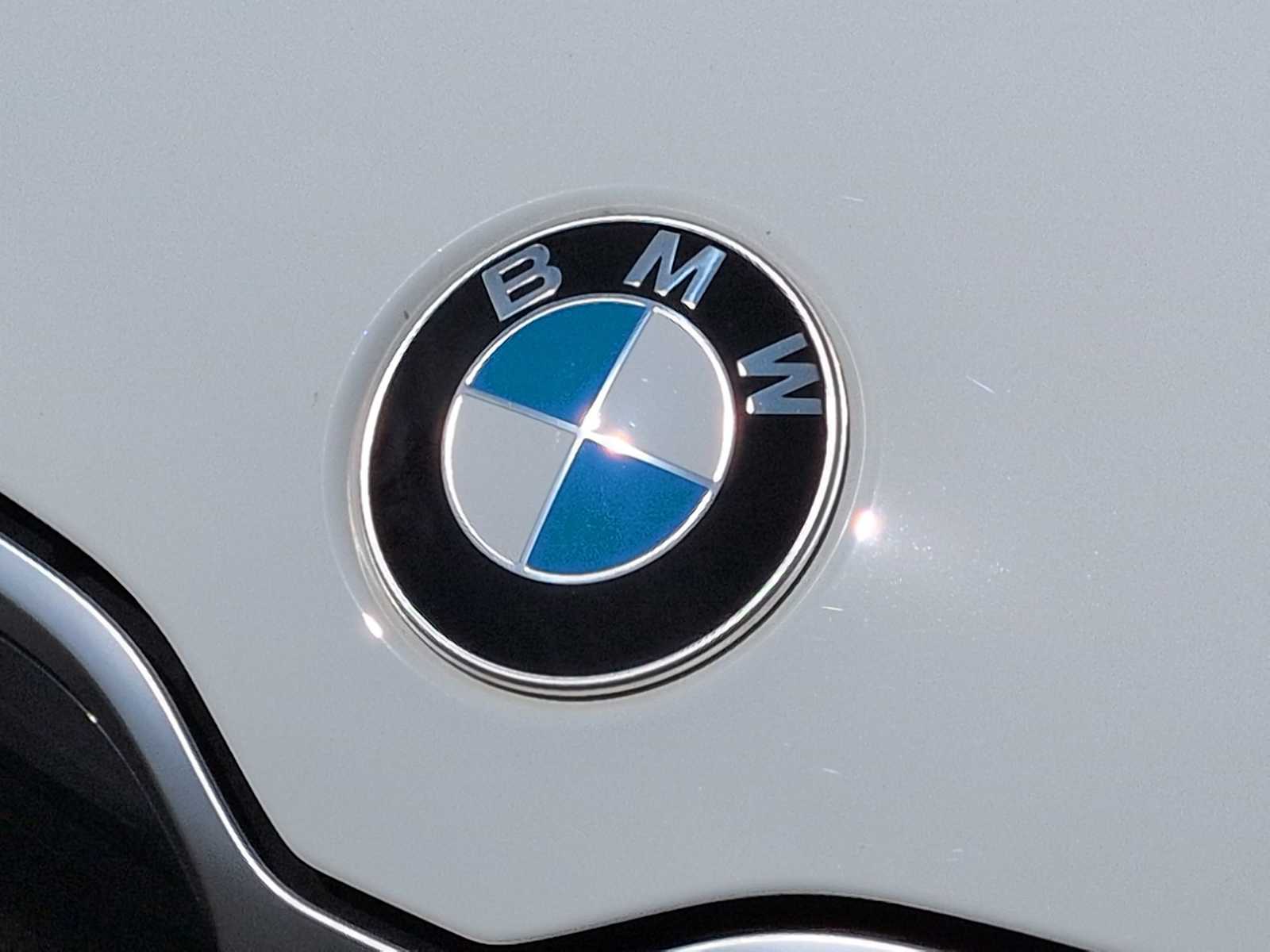 Thumbnail: 2025 BMW X1 - 12