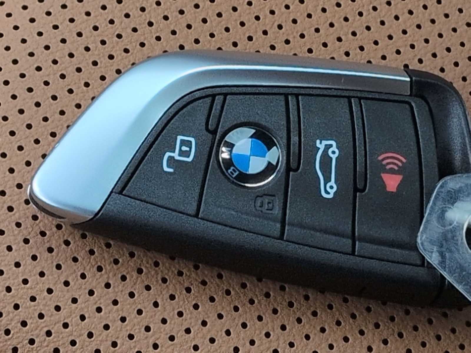 Thumbnail: 2026 BMW 3 Series - 38