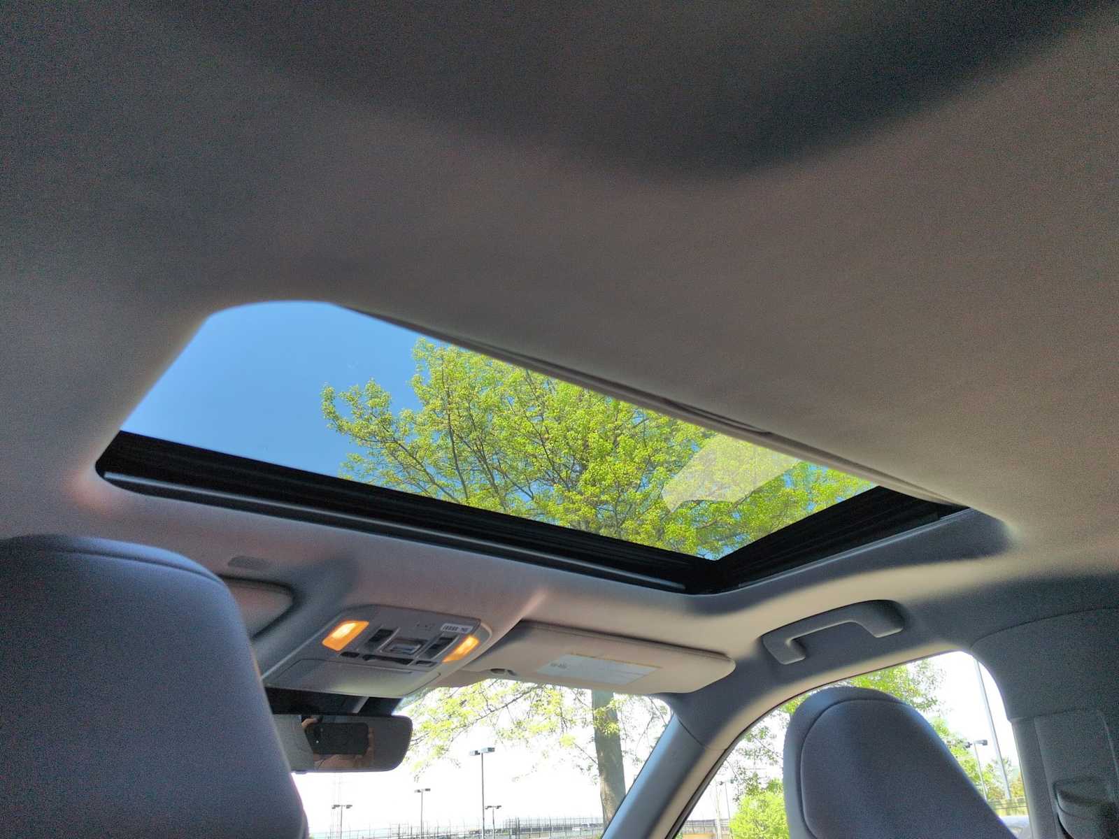 Thumbnail: 2021 Toyota Highlander - 23