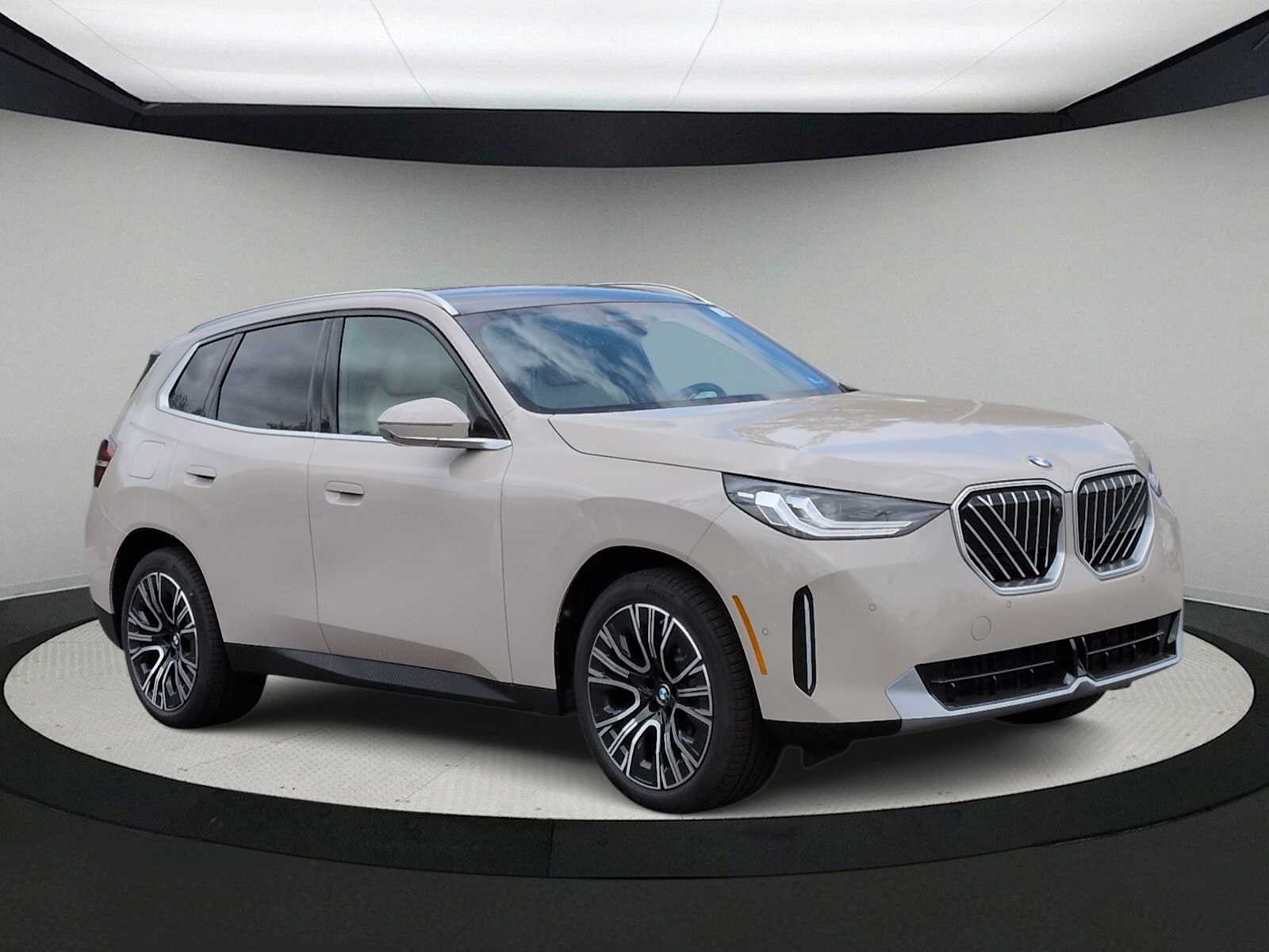 Thumbnail: 2026 BMW X3 - 2